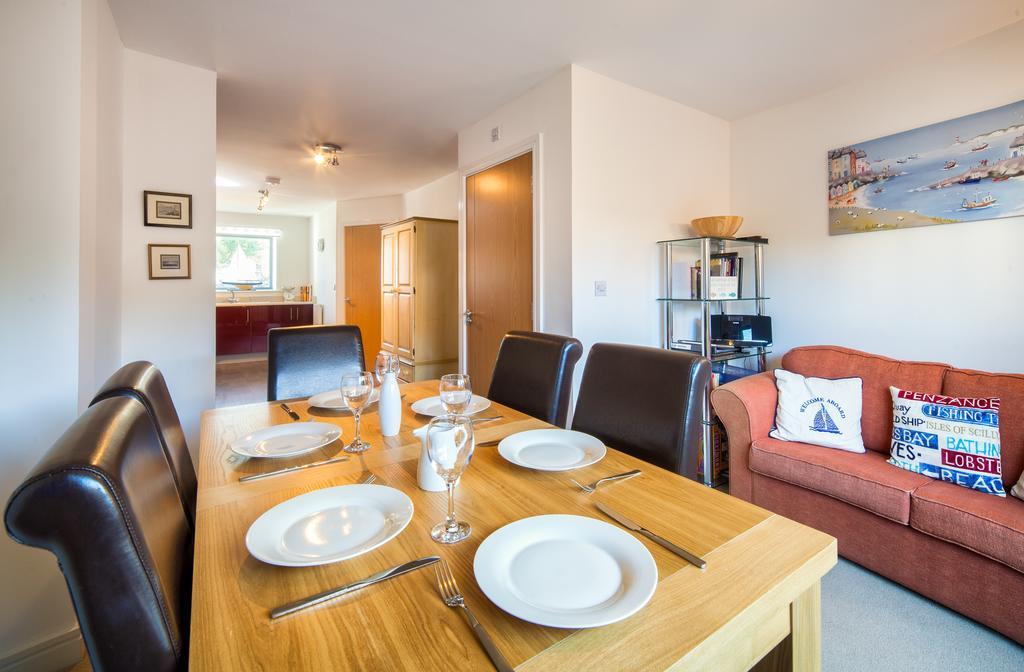 Beaches - South Sands Beach House Торки Номер фото