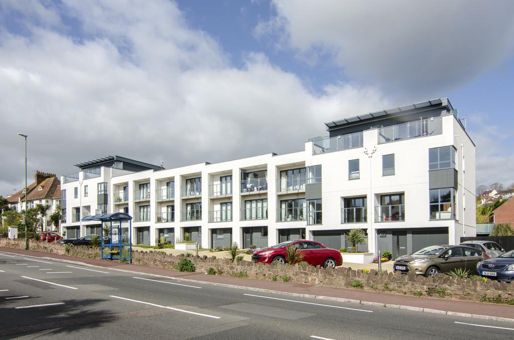 Beaches - South Sands Beach House Торки Номер фото