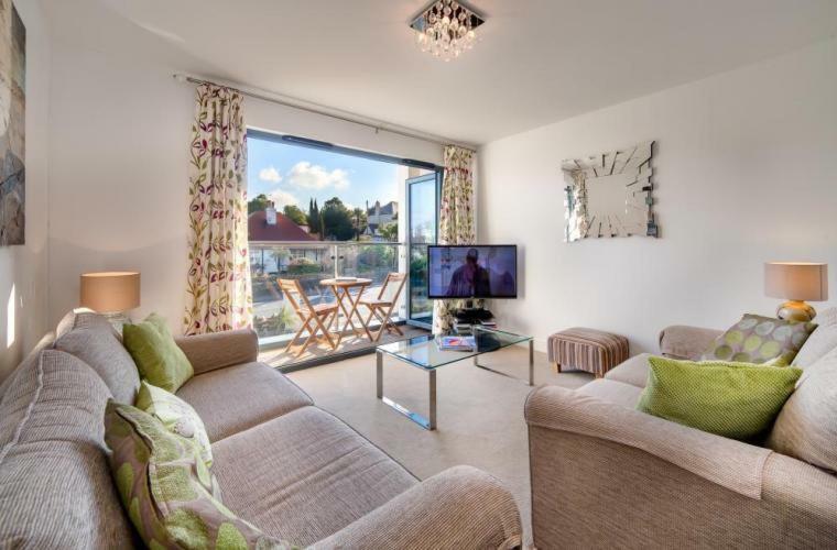 Beaches - South Sands Beach House Торки Экстерьер фото