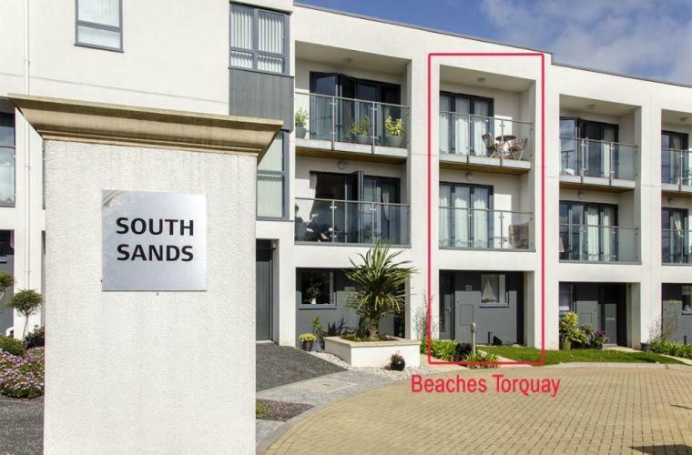 Beaches - South Sands Beach House Торки Экстерьер фото